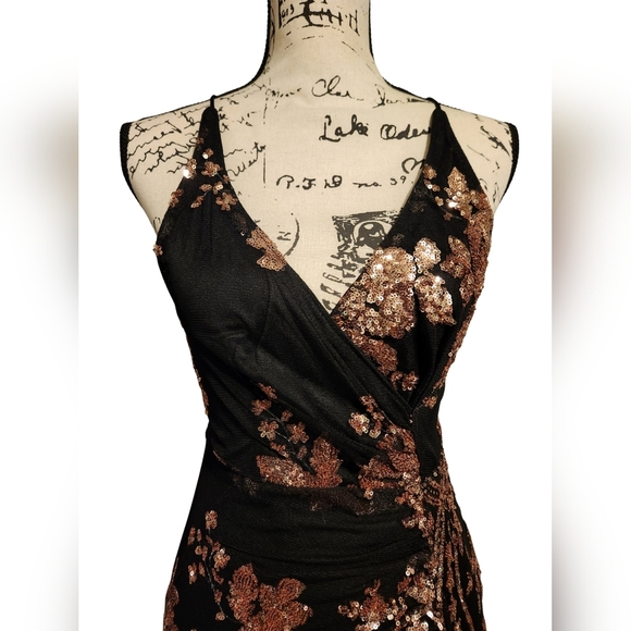 Simplee Black and Rose Gold Sequin Gown - Picture 6 of 15